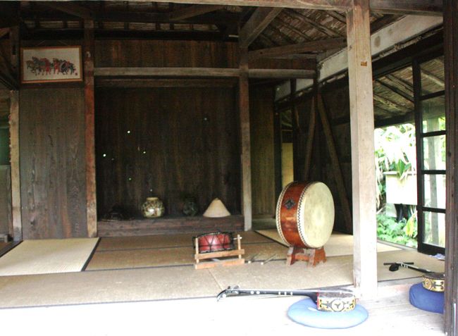 のどかな＾＾沖縄音楽＾＾が聴こえてきそう〜〜♪