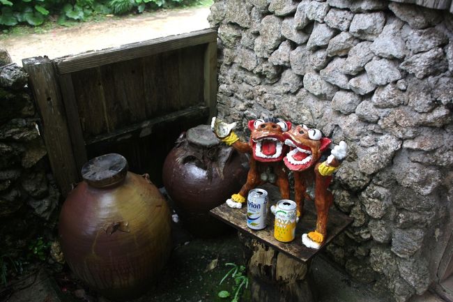 ゆかいなシーサー!!　こうゆうの大好き!!!