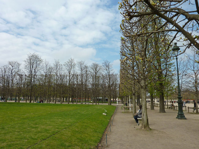 まだ寒々しいです。