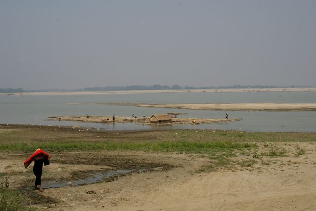 で、ついに自転車でも河原に行けるところに来ました！<br />