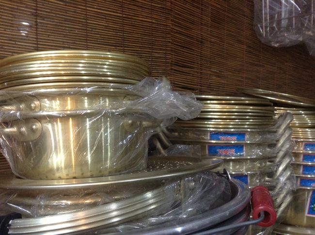 今回アルミのお鍋も買っていきたいんだよな〜