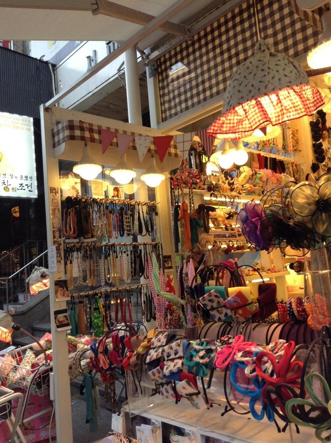 また来たいって思ったお店<br />今回も来ましたよ<br /><br />商品のセンスがとってもいいんです<br />ＮＡＮＴＡ劇場の近くにあります