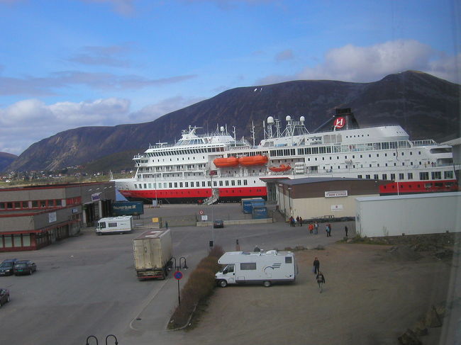 ソルトランドから次はストックマークネスに入港<br /><br />