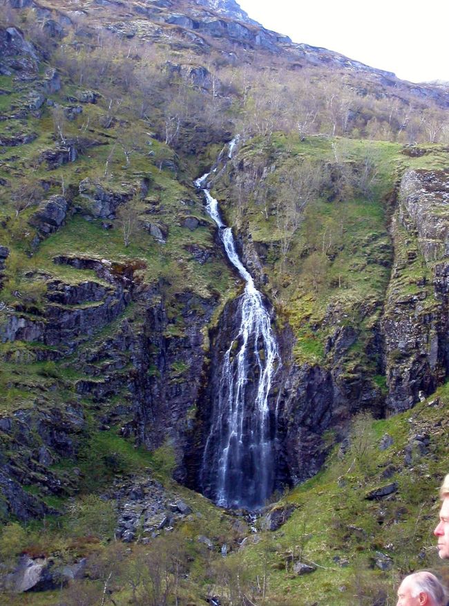 瀧も落ちている