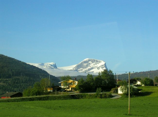 朝日に輝くノルドフィヨルド