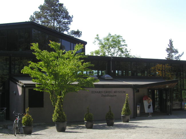 数ある作曲家に因む博物館の中で、私が見た範囲ではプラハのモーツアルトに因むベルトラムカとともに最も雰囲気に満ちたものでありました