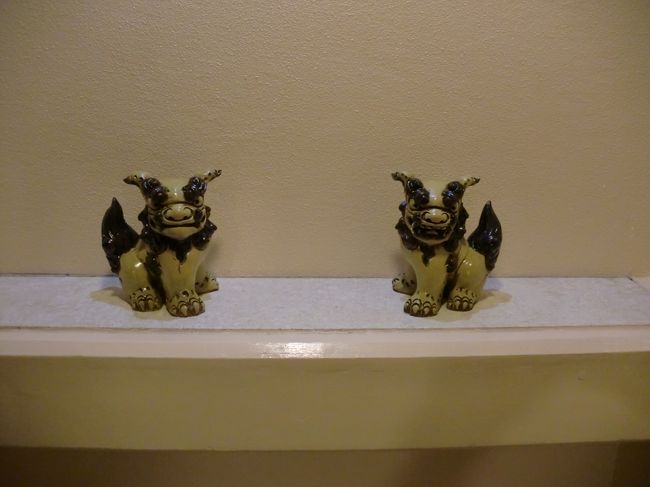 部屋の入口にはシーサー