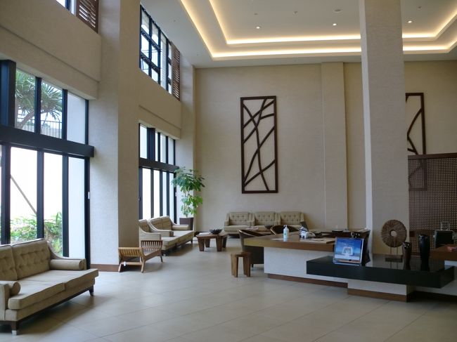 コンドミニアム棟のロビー