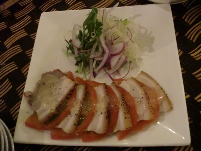 スーチカ−のスモーク<br /><br />美人ボールもこのスモークもすばらしく美味しかった。<br />前菜はとても充実してる。<br /><br />ただ。。あんまりワインない。。