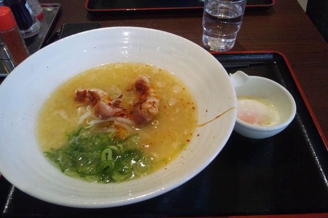 伊勢に移動の途中にＳＡで昼食