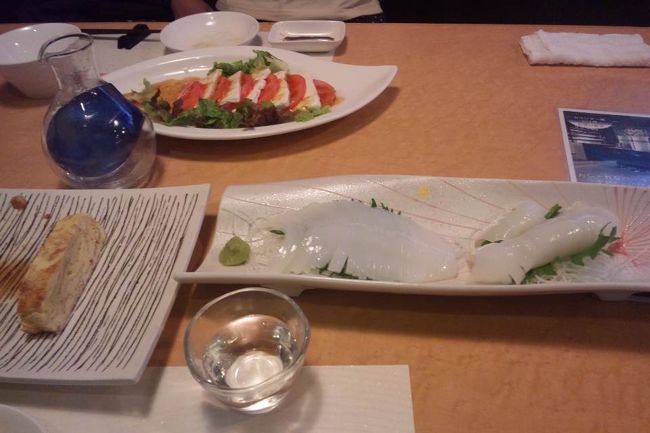 ２軒目は「四季彩々ＫＡＧＡＲＩＢＩ」さんで日本酒を飲んでホテルへ戻りました