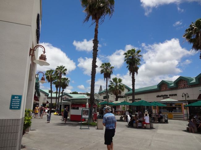 とりあえず、ワイケレアウトレットへ