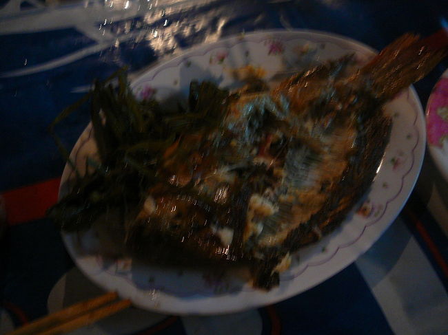 食べた後でごめんなさい。<br />魚には香草が詰められていた。におい消しかなぁ？川魚なのに臭みナシ。