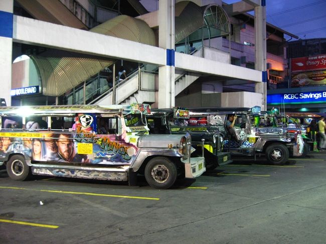 ジプニーターミナル