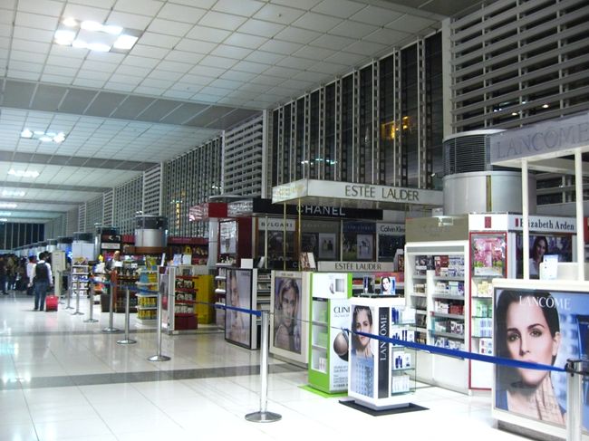 出国手続きを終えて、ゲートへ。