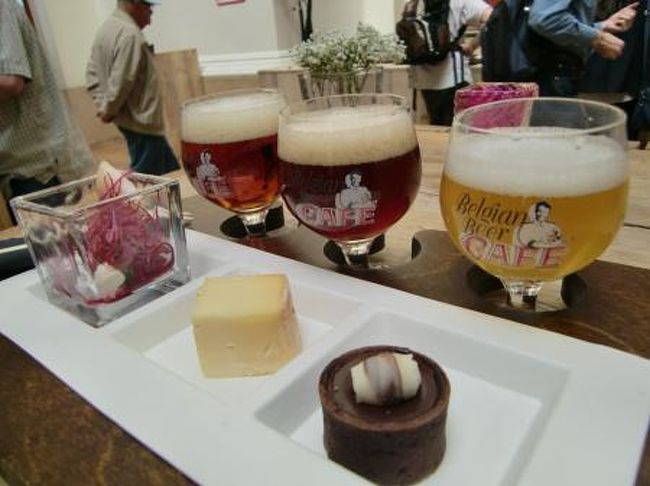 素敵すぎるんで、次の時間のビール＆おつまみセットも購入。。。<br /><br /><br />おつまみは、さすが美食の国ベルギー。<br />美味しいしオサレ。