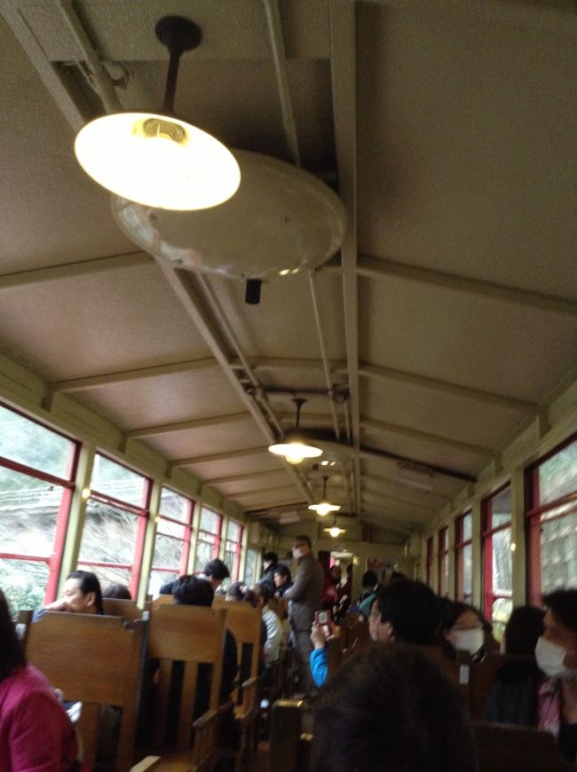 大阪に泊まって、次の日は嵯峨野へ。<br />トロッコ列車に乗ります