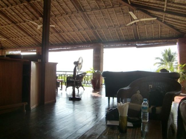 結局町をぐるっと一周する形でホテルに到着。<br />正直疲れました。。