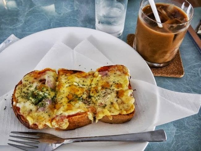 ミュージアムカフェで軽く食事。<br />ちょっと軽すぎかなぁ(^^;