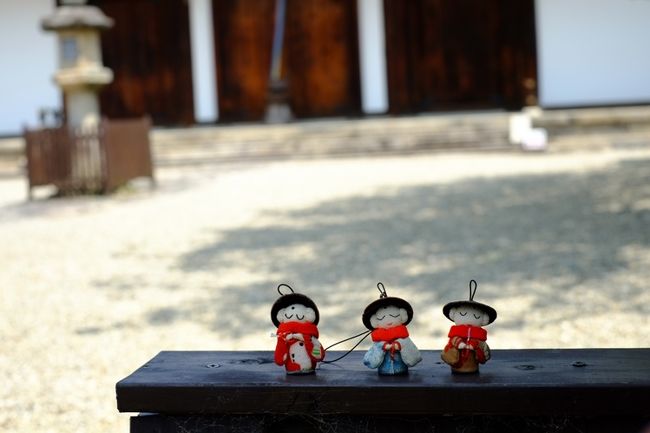 午後から参加のオフ会メンバー、めぐみ☆さんにいただいた手作りのお地蔵さんを並べて記念撮影。