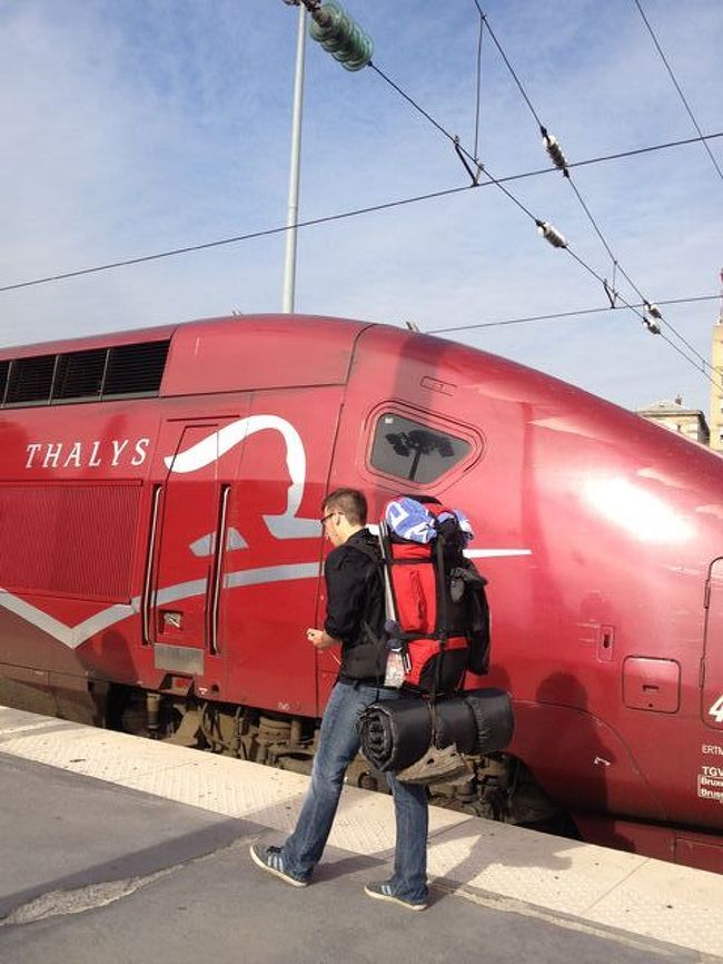 ドイツからタリスで４時間！<br />パリに到着〜♪