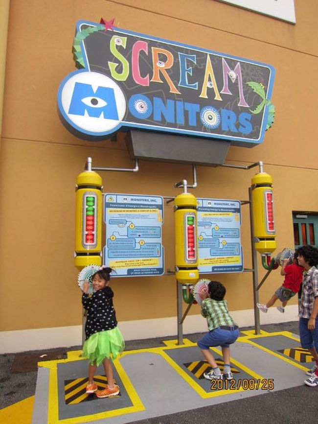 ディズニースタジオに移動しました。<br />子供の叫ぶ声がすごいと思ったら。。。<br />これでした。