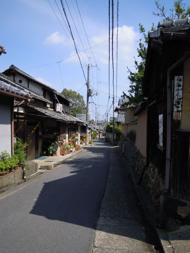 古い町並みを歩きながら、、、
