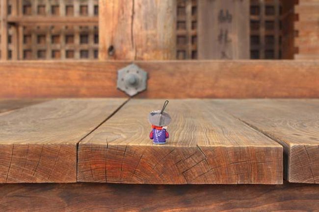 「やれやれ…やっと仏様にご挨拶できる。」