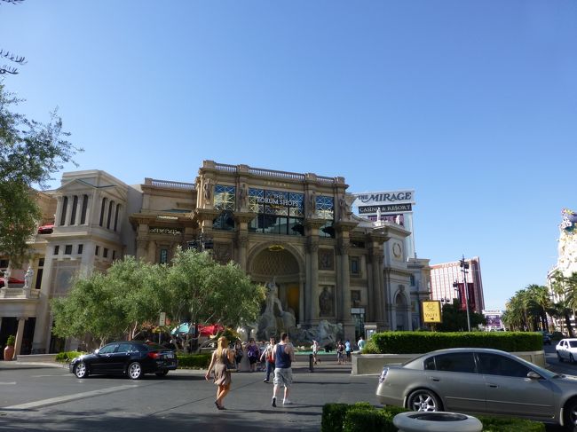 お目当てはフォーラムショップ。