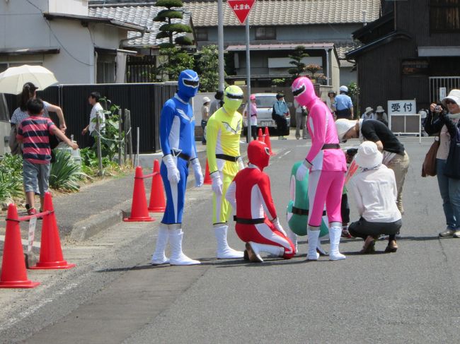 こんな人たちもいます・・・私もコスプレしてますが！？<br />赤の人がこのあと絡んで来てくれました？