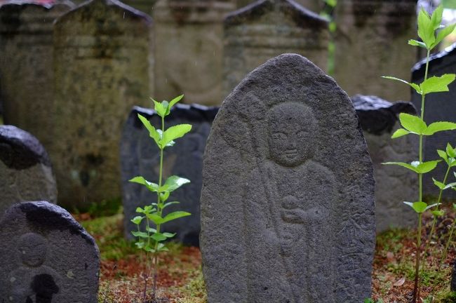 かわいいお地蔵さまがたくさんいらっしゃいました。