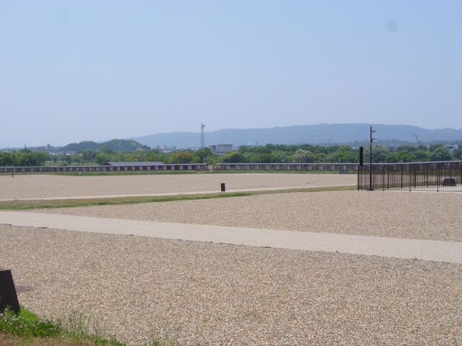 ４周が築地大垣で囲まれていた平城宮。