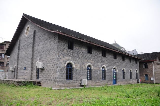 大礼堂の外観。