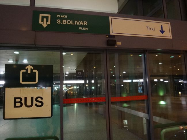 ブリュッセル北駅は沢山のバスの発着所に<br />なっているようです。