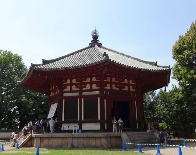 北円堂。<br /><br />弥勒如来様がご本尊です。