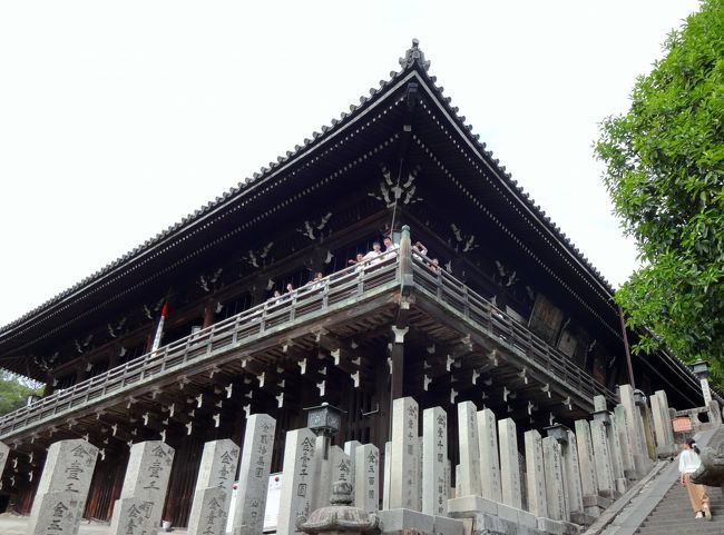 お水取りで有名な二月堂。<br /><br />来年の修二会には来ようかな＾＾<br /><br />