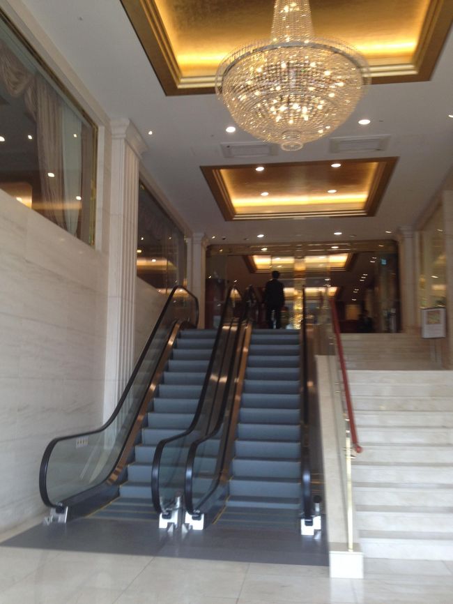 ホテル着、空港バス目の前でとても便利です。