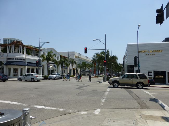 ロデオドライブに到着〜。<br /><br />ちょっと失敗しましたが、無事着けたから良しとしよう。