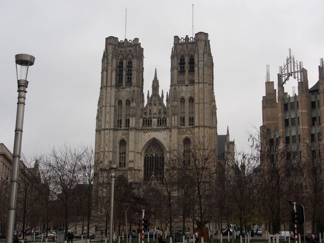 サンミッシェル大聖堂です。<br />ロンドンのウェストミンスター寺院と違って無料です！