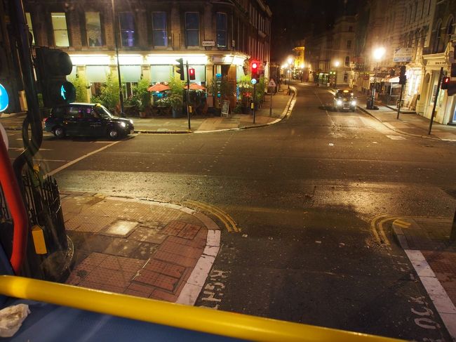 へとへとになったので、今日もダブルデッカーの２階席で夜景を見ながらホテルへ戻ります。<br />ロンドン最後の夜です。