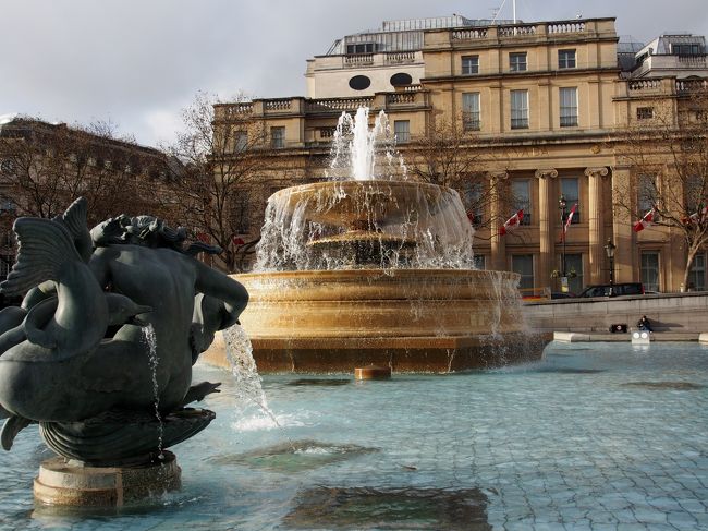 トラファルガー広場の噴水