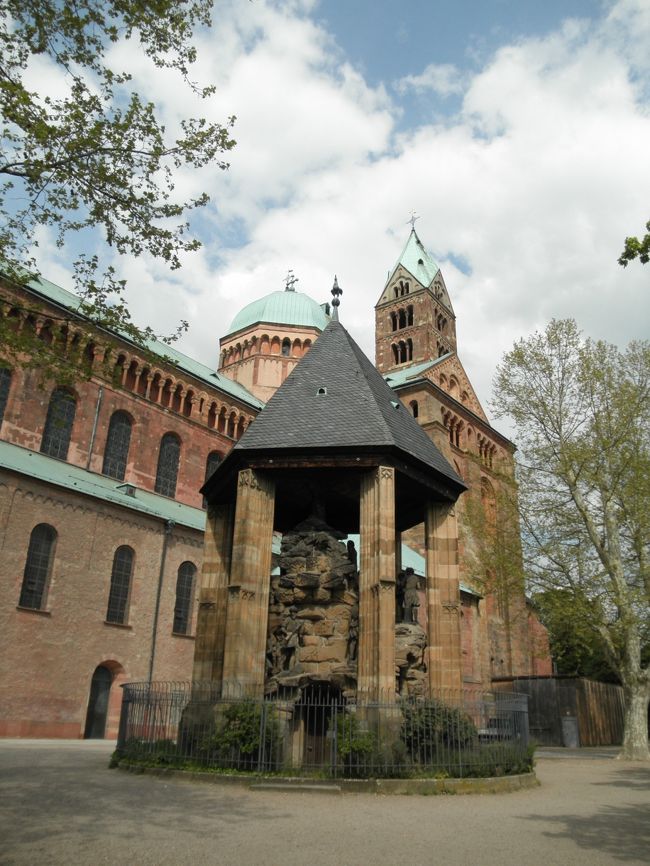 　　オリーブ山の模型。