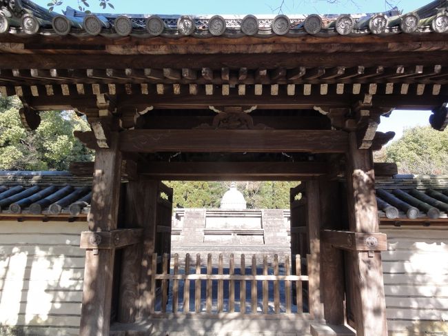 「戒壇（かいだん）」　です。