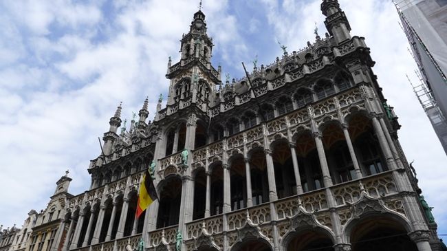 個人的には、市庁舎の前の市立博物館が気に入った。あとで知ったんだけど、なかに小便小僧の衣装が展示されてるそうな。見たかったなぁ。