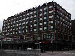初日のホテルはヘルシンキ　中央駅傍の「ＳＯＫＯＳ　ＰＲＥＳＩＤＥＮＴＩ」