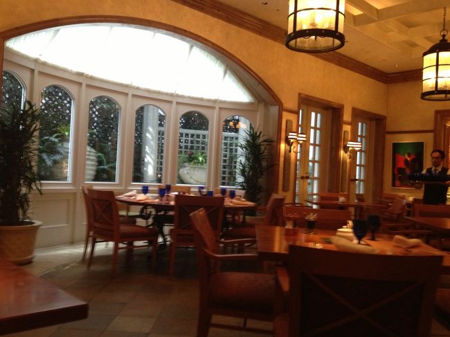 <br />　リッツカールトンに１泊でした。