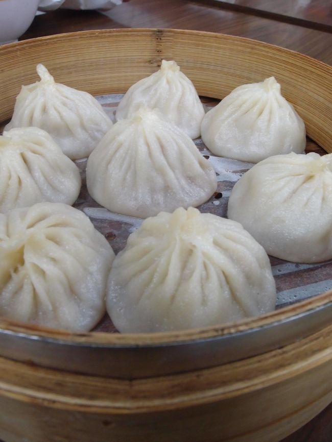 小籠包<br />これでNT$90でいいの？！<br />肉汁たっぷりでうまうま。<br />