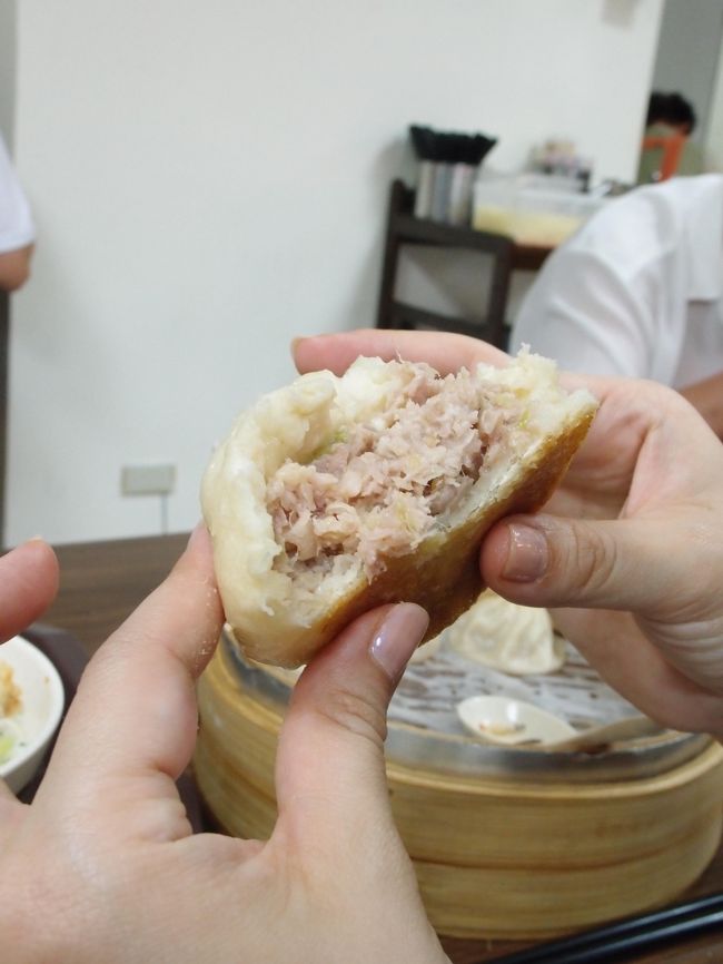 高麗菜肉包<br />これもおいしいけど、他の品に比べると印象薄いです。