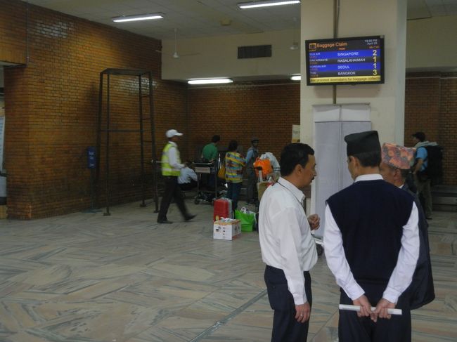 トリブバン国際空港<br />空港 baggage claim<br />