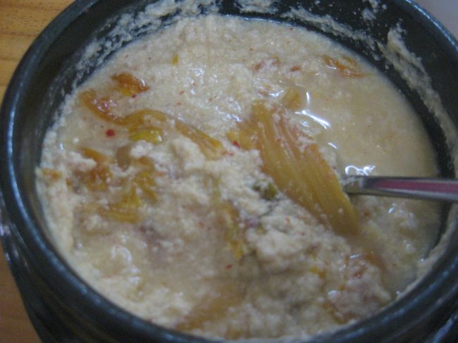 かき混ぜると、キムチが出てきます！<br />